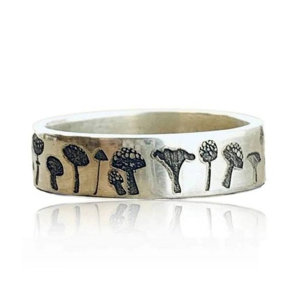 Mushrooms Flower Engraved Silver Ring - Picture 4 of 7